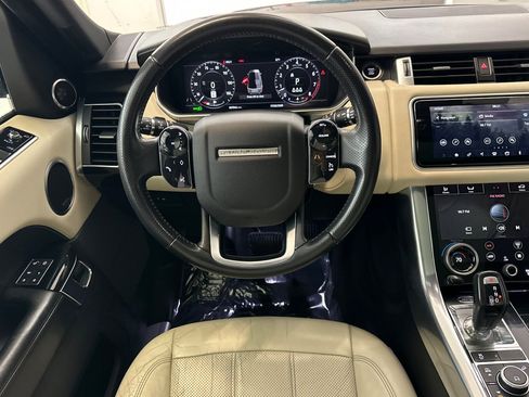 Used 2020 Land Rover Range Rover Sport HSE image 29