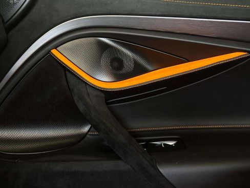 New 2026 McLaren 750S image 15