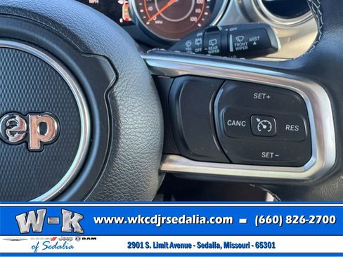 Used 2019 Jeep Wrangler Unlimited Sahara AWD/4WD image 16