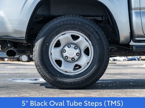 Used 2023 Toyota Tacoma SR AWD/4WD image 9