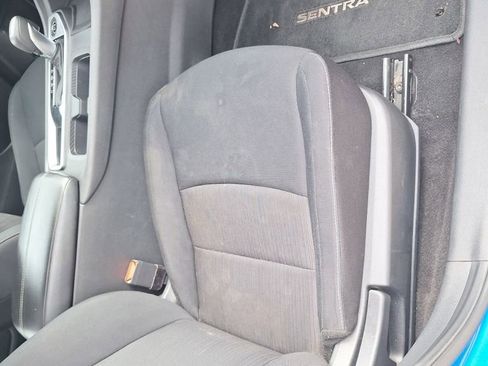 Used 2024 Nissan Sentra SV image 27