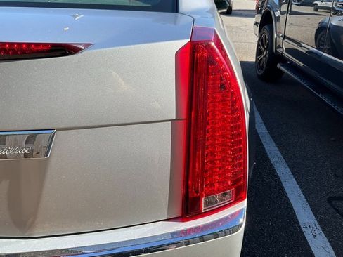 Used 2012 Cadillac CTS Luxury image 8