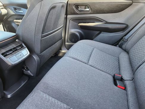 Used 2023 Nissan Ariya FWD image 25