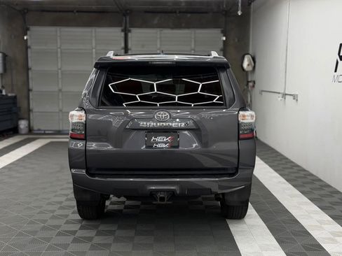 Used 2014 Toyota 4Runner 4WD image 5