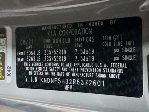 Used 2024 Kia Carnival SX Prestige image 14