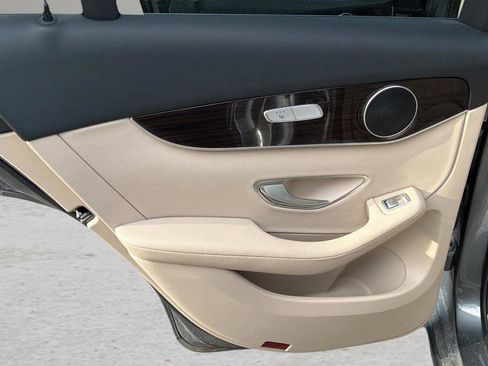 Used 2022 Mercedes-Benz GLC 300 GLC 300 image 14