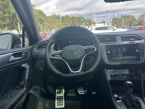 Used 2024 Volkswagen Tiguan SEL R-Line image 53