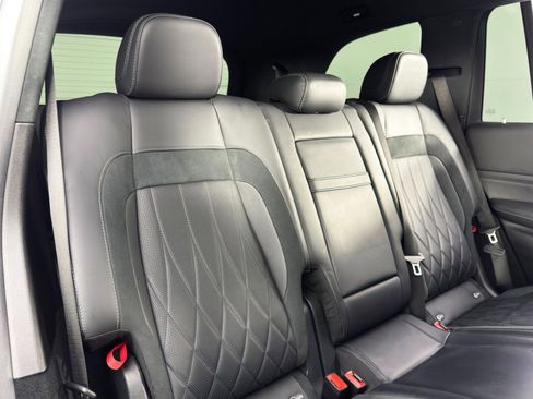 Used 2021 Mercedes-Benz GLS 63 AMG 4MATIC image 48