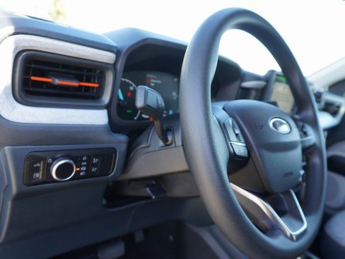 Used 2023 Ford Maverick XLT image 12