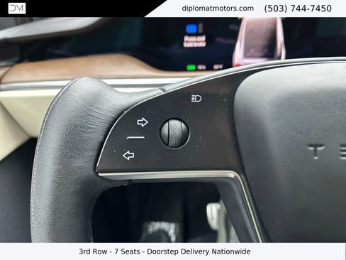 Used 2023 Tesla Model X image 30