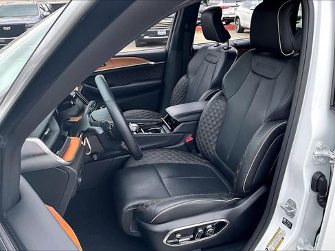 Used 2022 Jeep Grand Cherokee Summit image 7