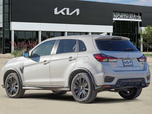 Used 2021 Mitsubishi Outlander Sport LE image 5