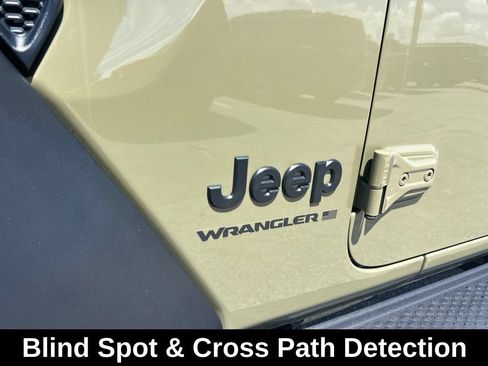 Used 2025 Jeep Wrangler Unlimited Sport AWD/4WD image 20