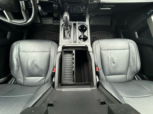 Used 2018 Ford F150 XLT w/ Equipment Group 302A Luxury image 28