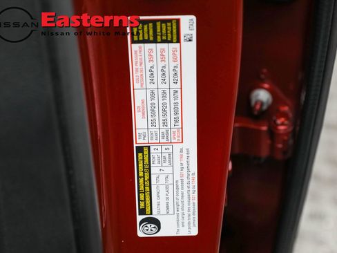 Used 2024 Nissan Pathfinder SL w/ SL Premium Package image 37