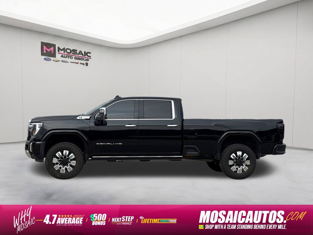Used 2025 GMC Sierra 3500 Denali w/ Denali Reserve Package AWD/4WD image 4