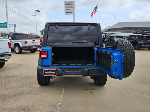 Used 2022 Jeep Wrangler Unlimited Sport AWD/4WD image 6
