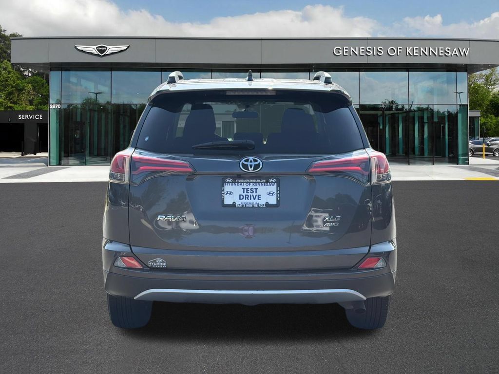 Used 2016 Toyota RAV4 XLE AWD/4WD image 7
