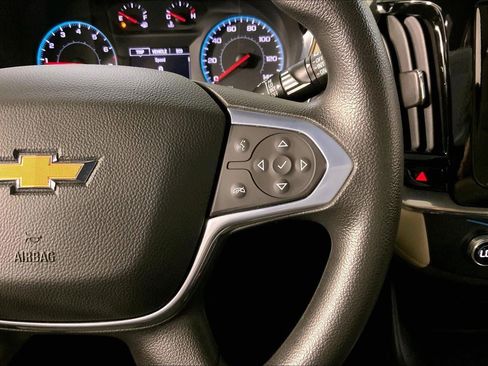 Used 2022 Chevrolet Traverse LS FWD image 20