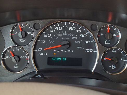 Used 2012 Chevrolet Express 2500 w/ Cold Climate Package image 10