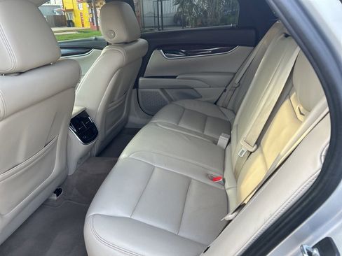 Used 2017 Cadillac XTS Luxury image 11