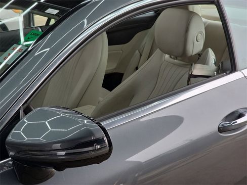 Used 2018 Mercedes-Benz E 400 Coupe w/ Premium 3 Package image 20