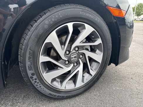 Used 2017 Honda Civic EX image 9