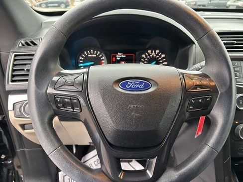 Used 2018 Ford Explorer 4WD image 16