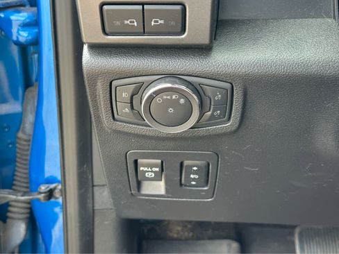 Used 2019 Ford F150 XLT w/ Equipment Group 302A Luxury AWD/4WD image 20