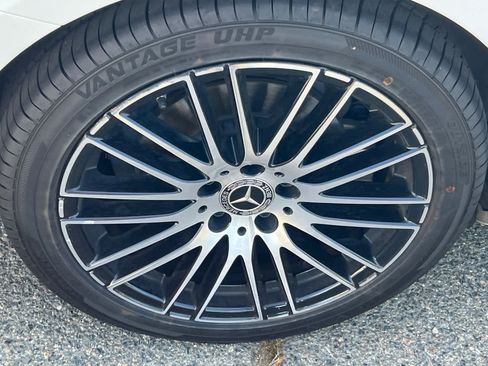 Used 2024 Mercedes-Benz C 300 Sedan image 17