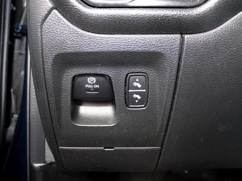 Used 2023 RAM 1500 Big Horn image 13