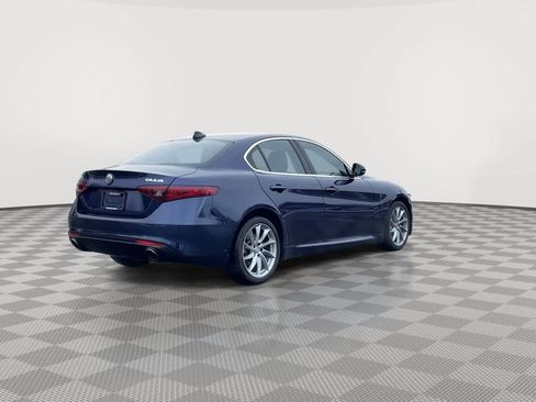 Used 2019 Alfa Romeo Giulia AWD image 8