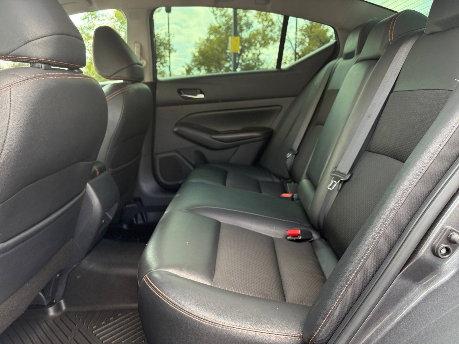 Used 2021 Nissan Altima 2.5 SR FWD image 17