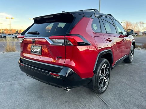 Used 2025 Toyota RAV4 XSE w/ Weather Package image 8