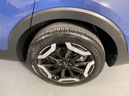 Used 2025 Kia Telluride S image 33