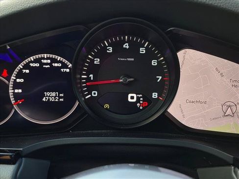 Used 2023 Porsche Cayenne AWD/4WD image 6