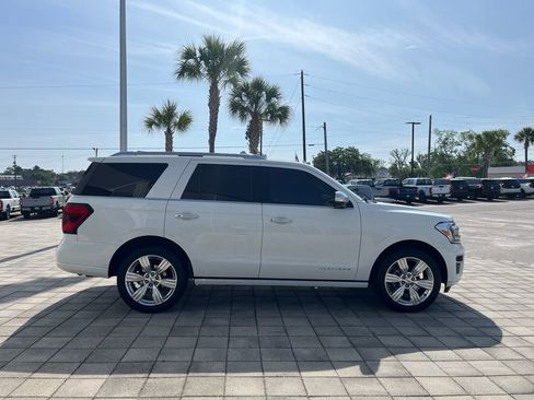 Used 2022 Ford Expedition Platinum RWD image 7