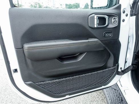 New 2025 Jeep Wrangler Sahara AWD/4WD image 16