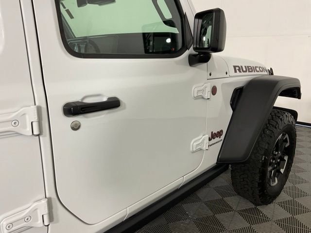 Used 2024 Jeep Wrangler Unlimited Rubicon w/ Technology Group AWD/4WD image 9