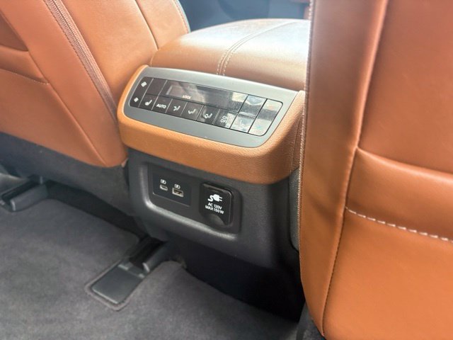 Used 2024 Nissan Pathfinder Platinum AWD/4WD image 33