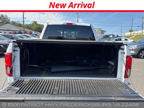 Used 2018 Ford F150 Lariat w/ Equipment Group 502A Luxury AWD/4WD image 8