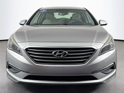 Used 2015 Hyundai Sonata SE w/ Option Group 09 image 2