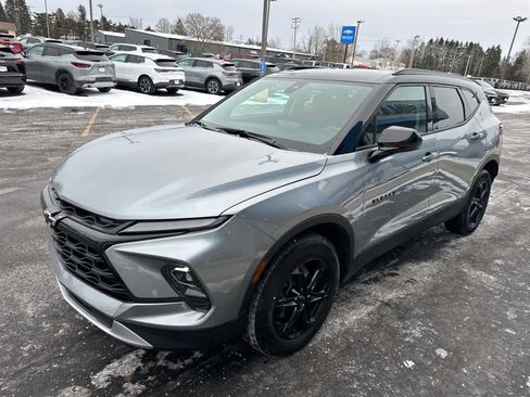 Used 2024 Chevrolet Blazer LT w/ Convenience Package image 11