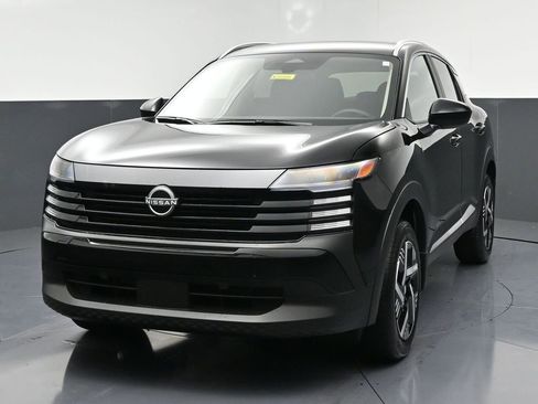 New 2026 Nissan Kicks SV image 3