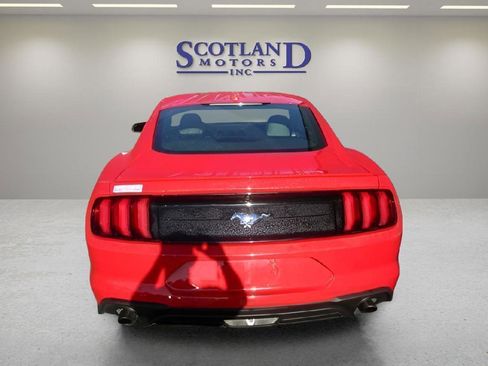 Used 2022 Ford Mustang Premium RWD image 7