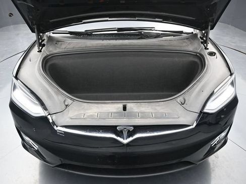 Used 2018 Tesla Model X 100D AWD/4WD image 20
