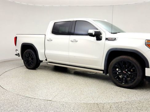 Used 2020 GMC Sierra 1500 Denali w/ Technology Package AWD/4WD image 3