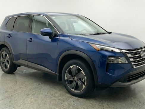 Used 2025 Nissan Rogue SV AWD/4WD image 1