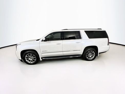 Used 2016 GMC Yukon XL Denali RWD image 4