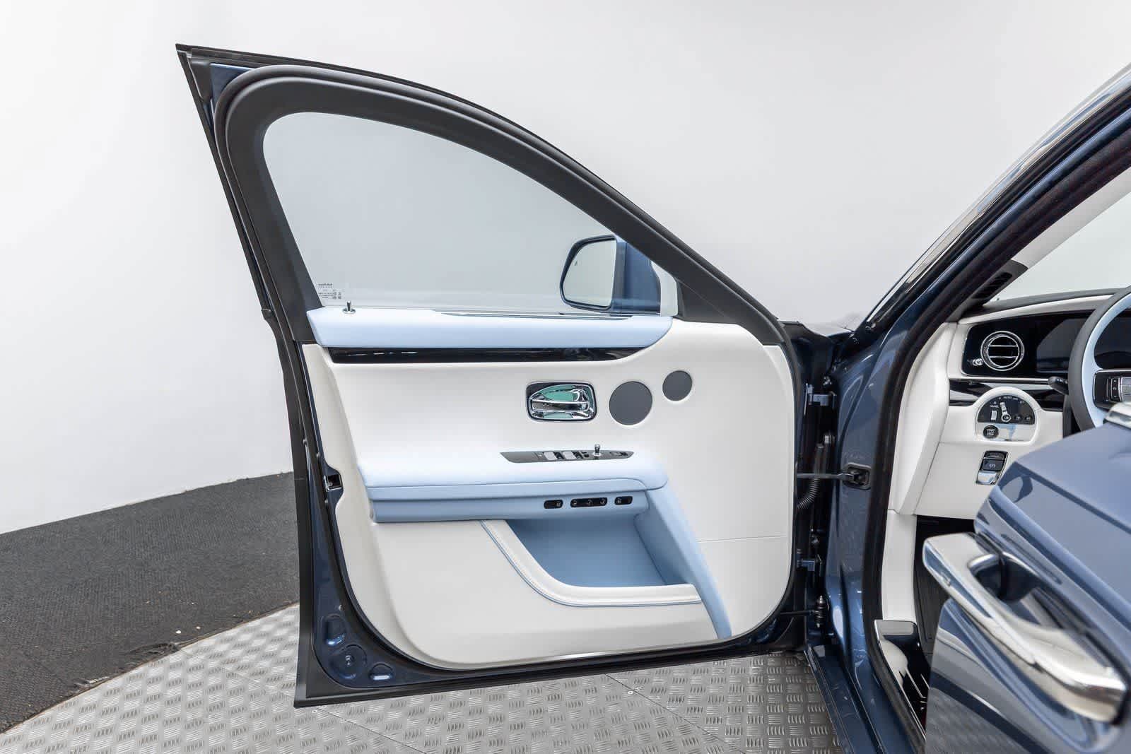 New 2026 Rolls-Royce Ghost AWD/4WD image 8